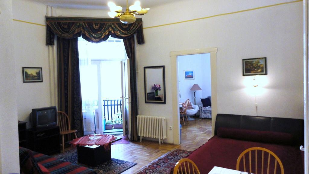 Garibaldi 5 Apartments & Rooms Budapest Habitación foto