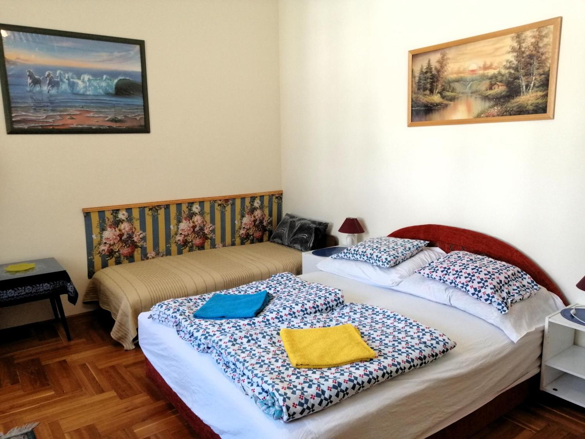 Garibaldi 5 Apartments & Rooms Budapest Exterior foto