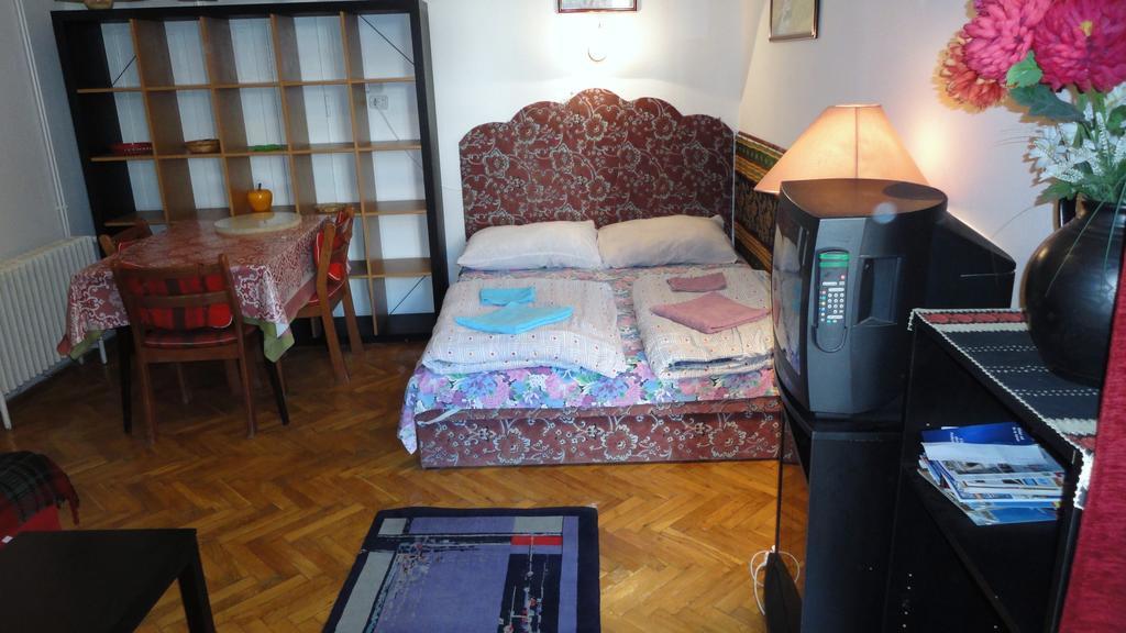 Garibaldi 5 Apartments & Rooms Budapest Exterior foto