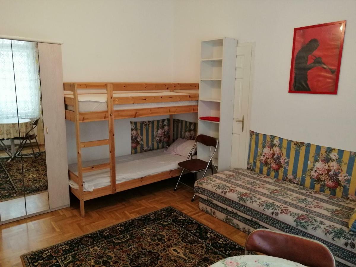 Garibaldi 5 Apartments & Rooms Budapest Exterior foto